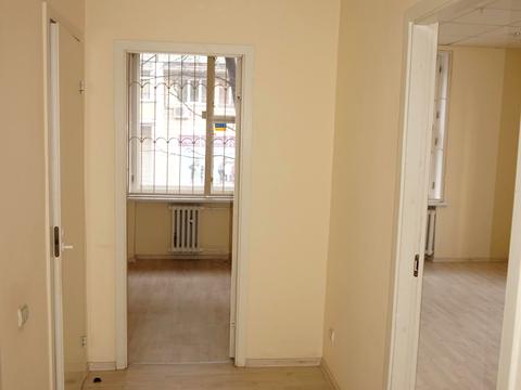 комерційна за адресою Кловський узвіз (Кловський), 13