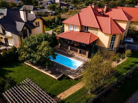 будинок за адресою Шкільна, 56