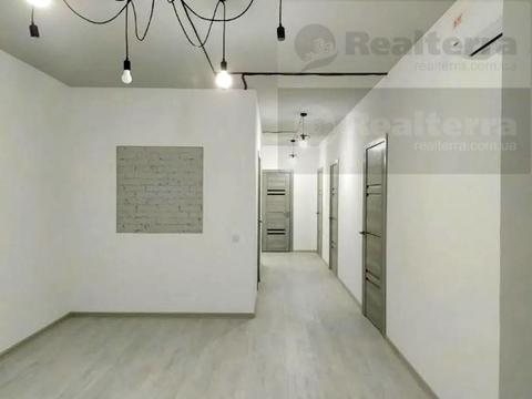 комерційна за адресою Ревуцького вул., 40-Г