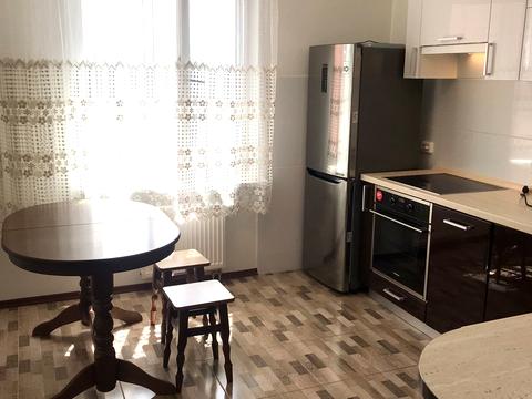 квартира за адресою Сергія Данченка вул., 1