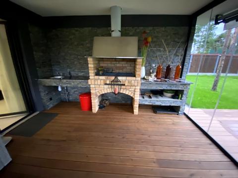 будинок за адресою Анатолія Солов'яненка вул.