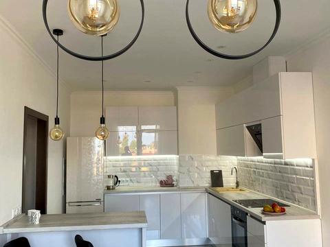 квартира за адресою Літературна вул., 8