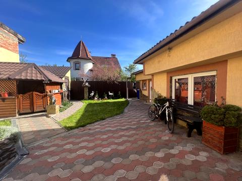 будинок за адресою смт. Рудне, Космонавтів, 21