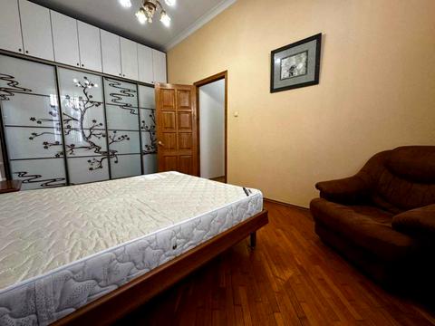 квартира по адресу Жилянская ул., 34