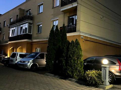квартира за адресою с. Святопетрівське, Грушевського вул., 5в