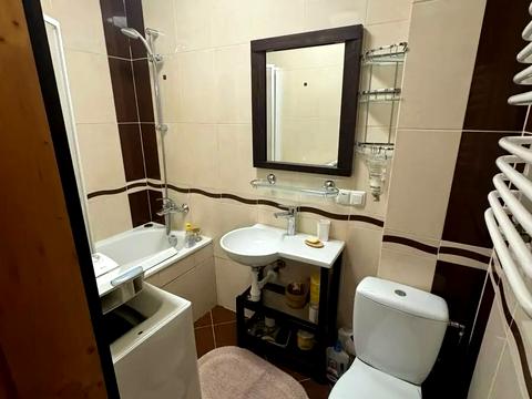 квартира за адресою Старицького вул., 11