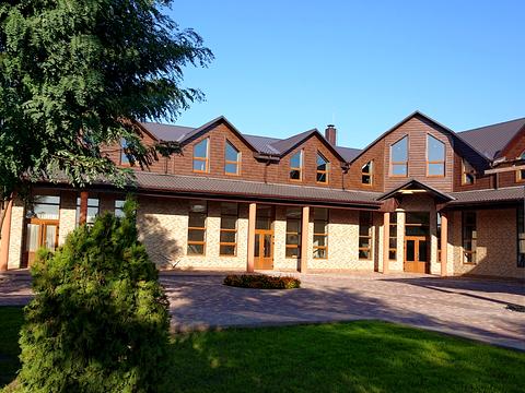 комерційна за адресою Погребський шлях вул., 51