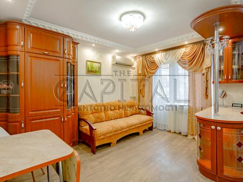 квартира за адресою Київ, Академіка Вернадського бульв., 16-А