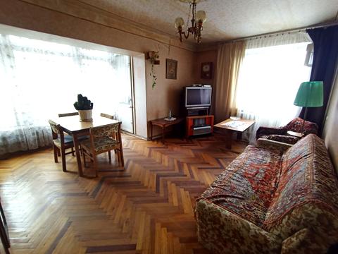 квартира за адресою Володимира Великого вул. (Енгельса), 10