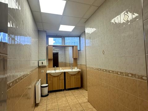 коммерческая по адресу Миколы Бажана просп., 14-А