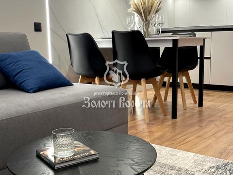 квартира за адресою Олександра Олеся вул., 10