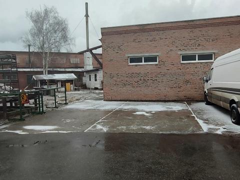 комерційна за адресою Степана Бандери вул. (Попова), 3
