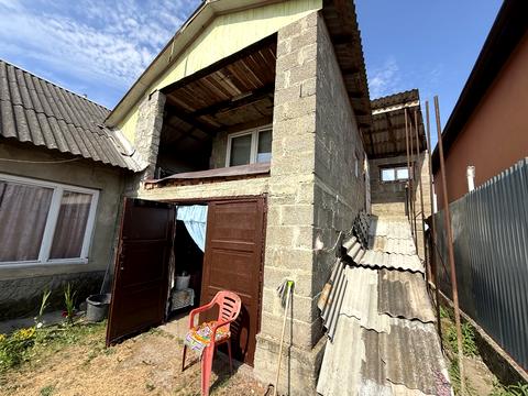 будинок за адресою Центральна, 32