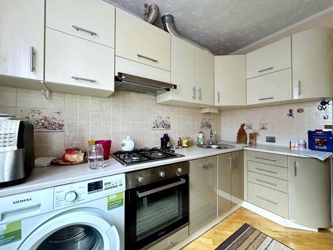 квартира за адресою Каховська вул., 15