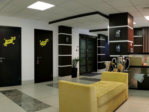 комерційна за адресою Науки просп., 3