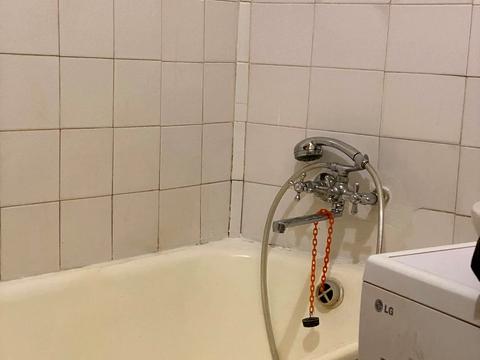 квартира за адресою Української Добровольчої Армії вул. (Добролюбова), 9