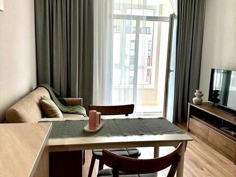 квартира за адресою Салютна вул., 2к7