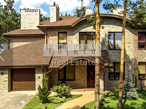 будинок за адресою Молодіжна