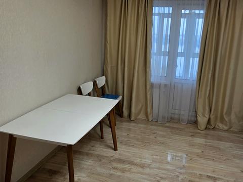 квартира за адресою Ревуцького вул., 54