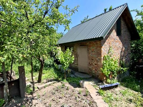 будинок за адресою Центральна вул., 1