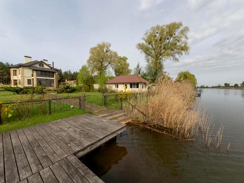 будинок за адресою Центральна