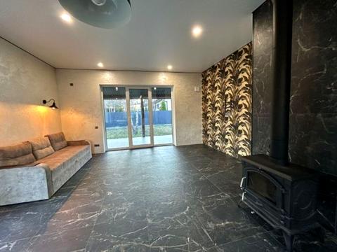 дом по адресу Свято-Покровская ул. (Ленина)