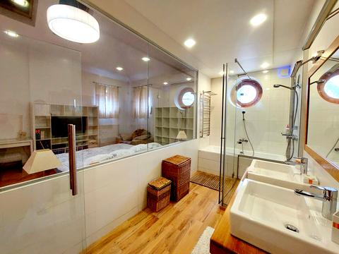 квартира за адресою Леоніда Глібова вул., 12