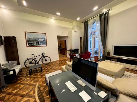 квартира за адресою Леоніда Глібова вул., 12