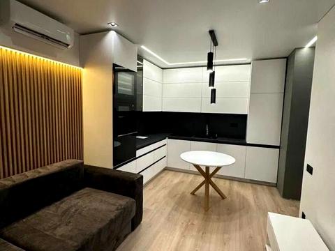 квартира за адресою Набережно-Рибальська вул., 27