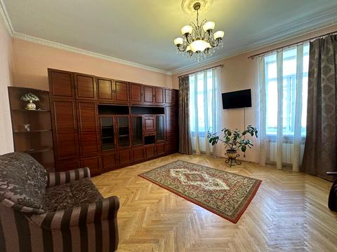 квартира за адресою вул. Головацького, 10