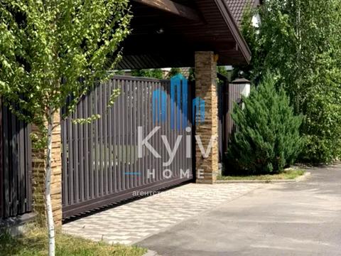 будинок за адресою Героїв Майдану вул.