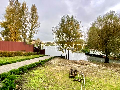 будинок за адресою Центральна вул.