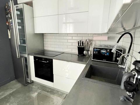 квартира по адресу Небесной Сотни просп. (Маршала Жукова), 111