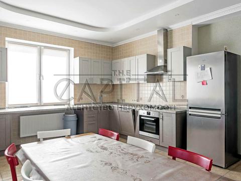 будинок за адресою Привітна вул., 10