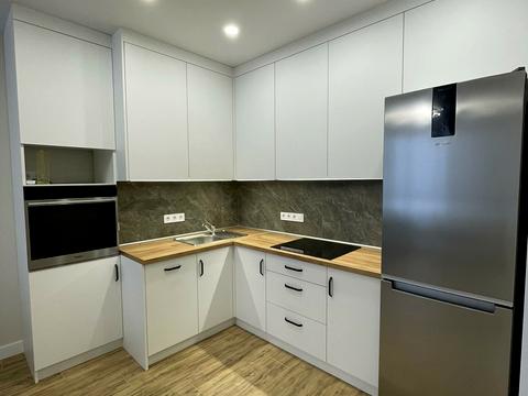 квартира по адресу Олександра Олеся ул., 8/17