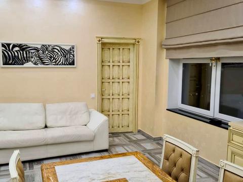 квартира за адресою Дмитра Яворницького просп. (Карла Маркса), 72-Б