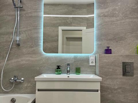 квартира за адресою Краснова вул., 61
