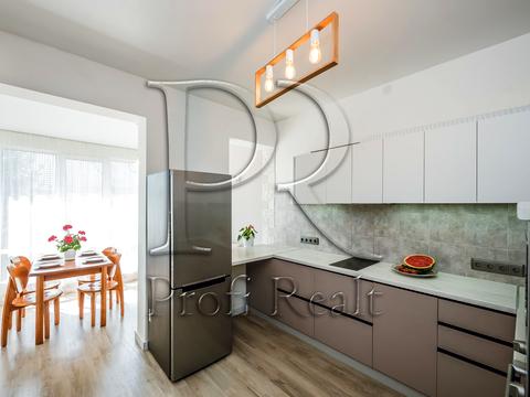 квартира за адресою Салютна вул., 27