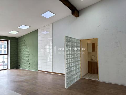 комерційна за адресою Святослава Хороброго вул., 5