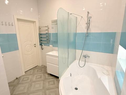 квартира по адресу Кирилло-Мефодиевская ул., 2