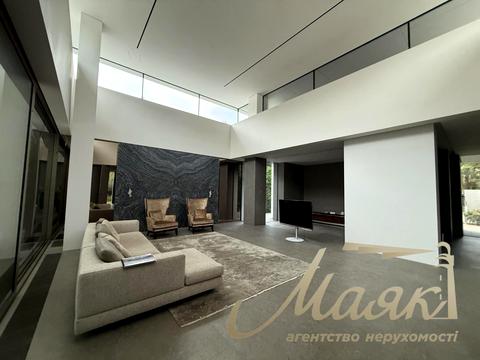 будинок за адресою Плютовська вул., 30