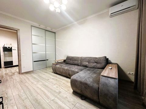 квартира по адресу Ревуцкого ул., 40-В