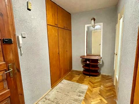 квартира за адресою Тролейбусна вул., 6