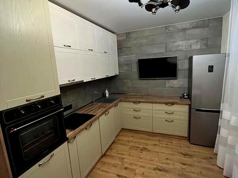 квартира за адресою Сергія Данченка вул., 32