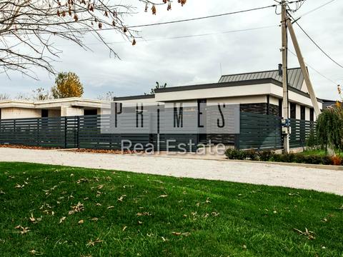 будинок за адресою Довженка вул.