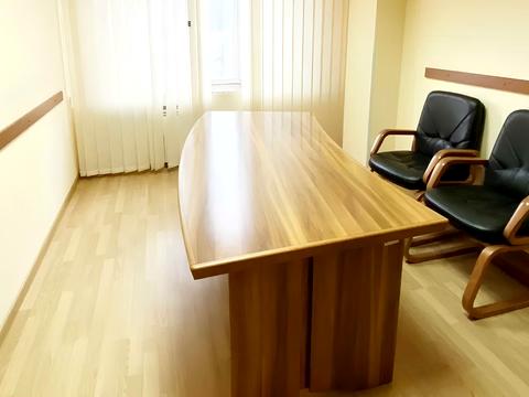 комерційна за адресою Миколи Міхновського бульв. (Дружби Народів), 38