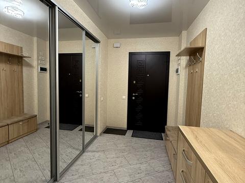 квартира по адресу Академика Глушкова просп., 9-Є
