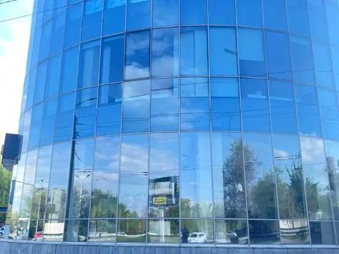 комерційна за адресою Набережна Перемоги вул., 10