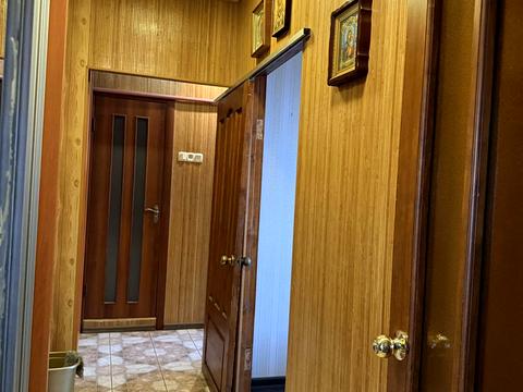 квартира за адресою Червоної Калини просп. (Володимира Маяковського), 18