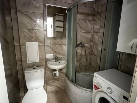 квартира за адресою Радгоспна, 6